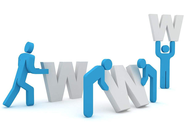 企業(yè)應該做網(wǎng)站？還是小程序？